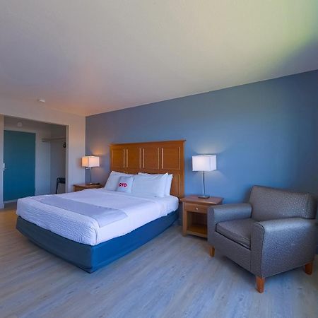 Oyo Waves Hotel Newport Or - Nye Beach ภายนอก รูปภาพ