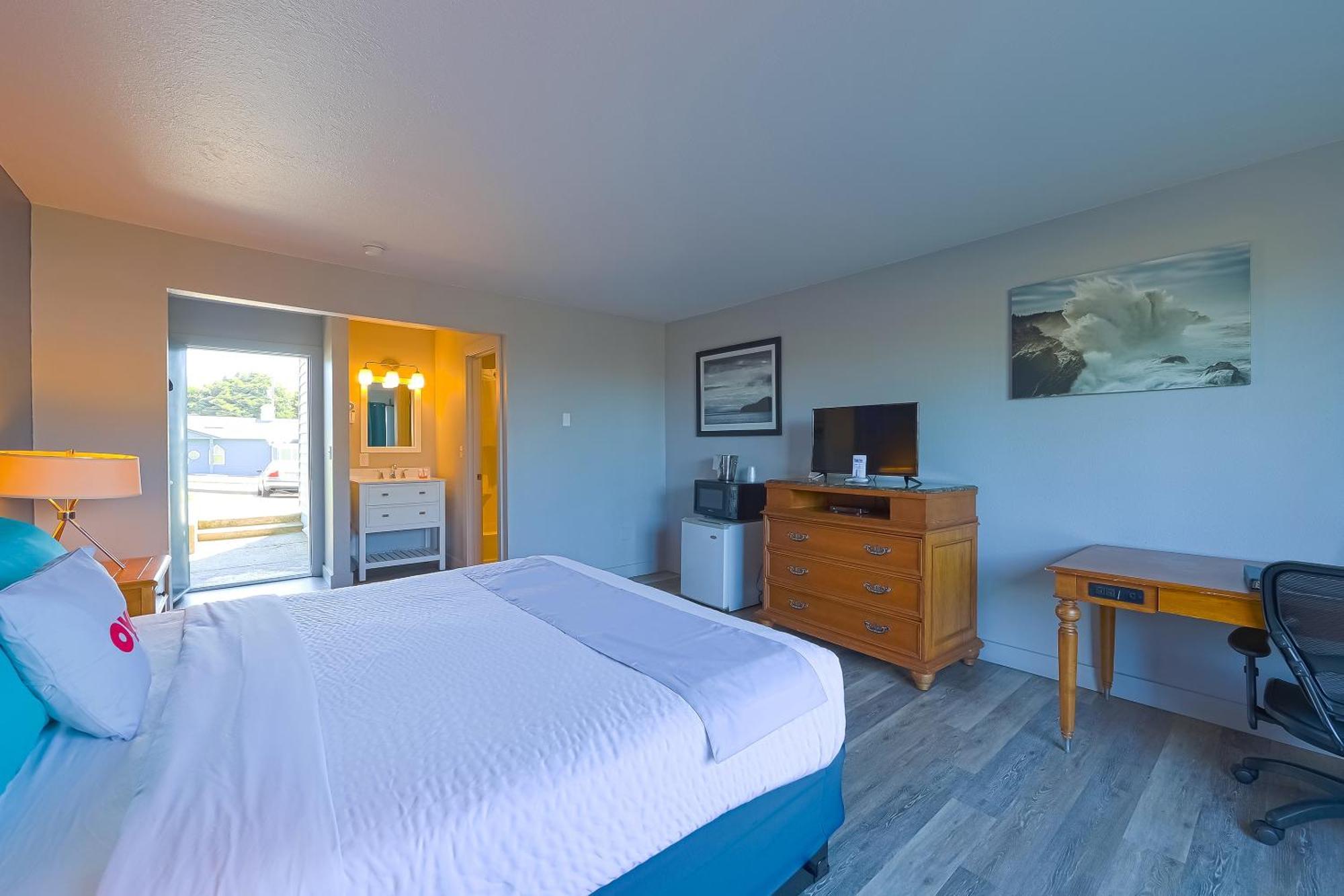 Oyo Waves Hotel Newport Or - Nye Beach ภายนอก รูปภาพ
