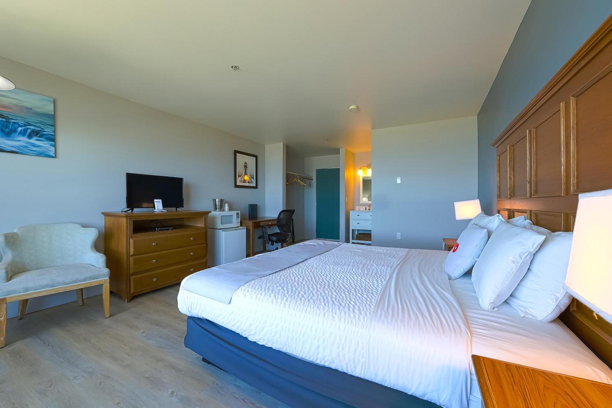 Oyo Waves Hotel Newport Or - Nye Beach ภายนอก รูปภาพ