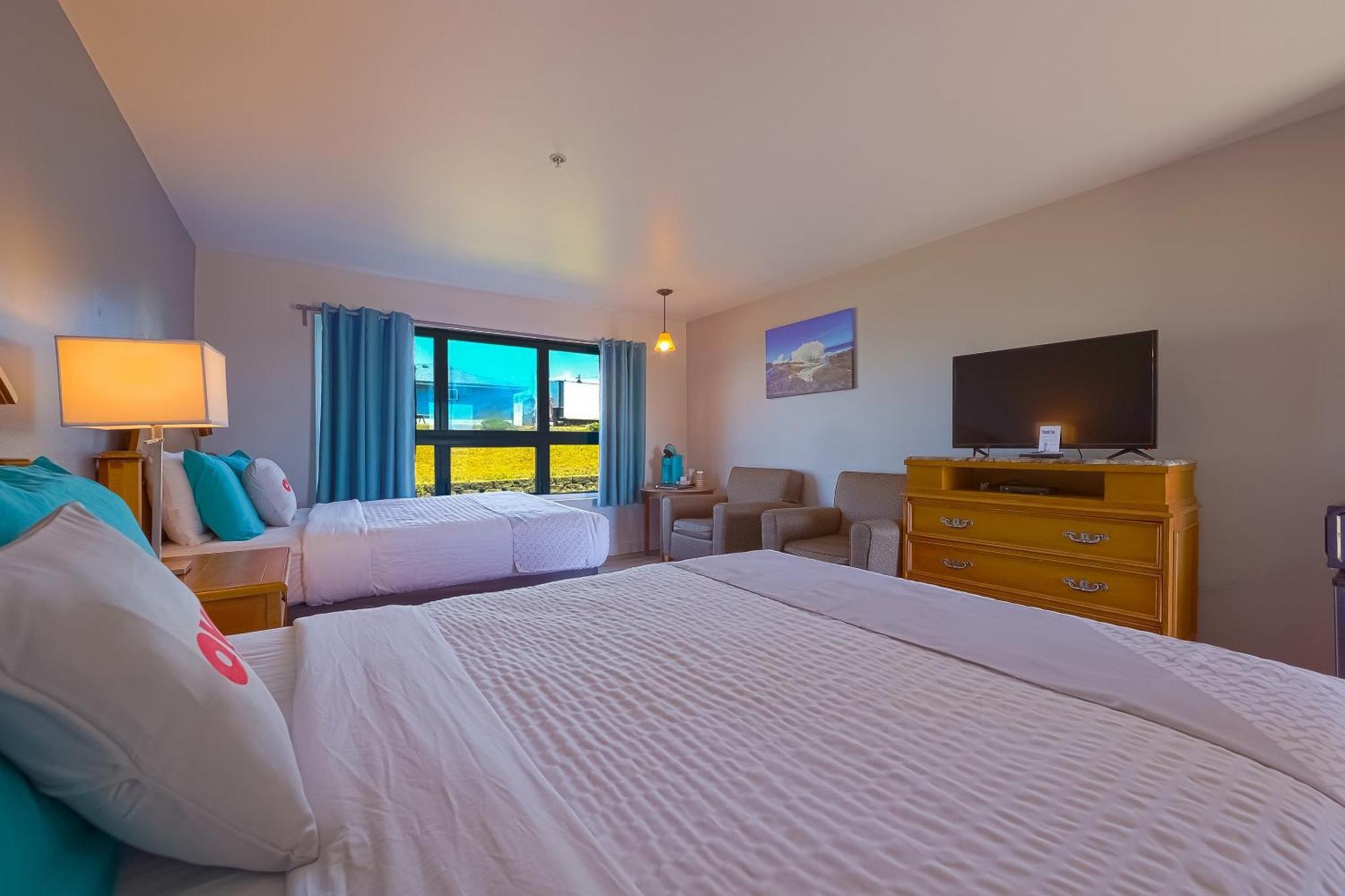 Oyo Waves Hotel Newport Or - Nye Beach ภายนอก รูปภาพ