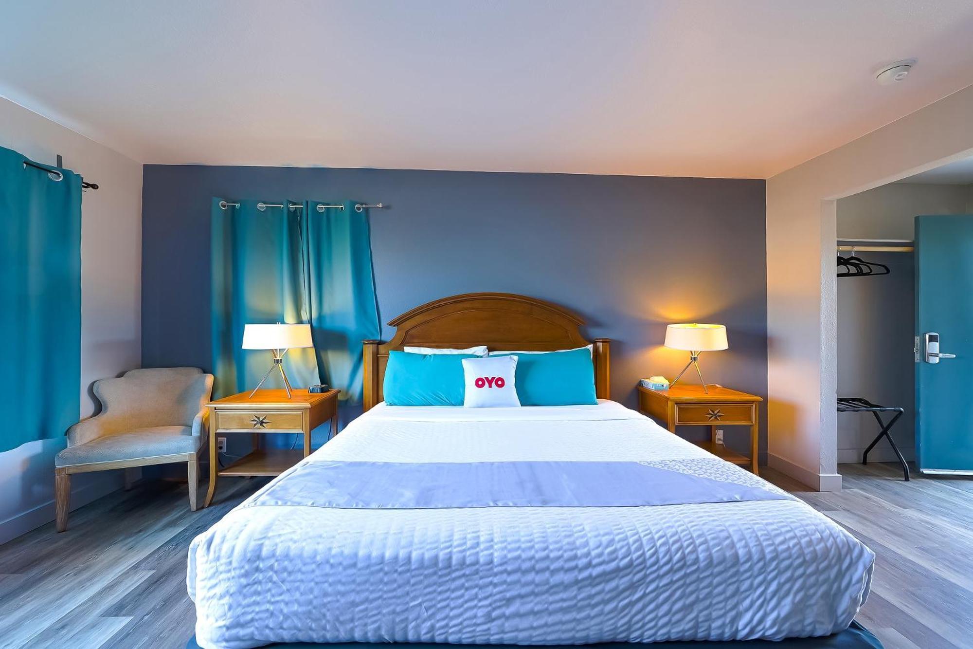 Oyo Waves Hotel Newport Or - Nye Beach ภายนอก รูปภาพ
