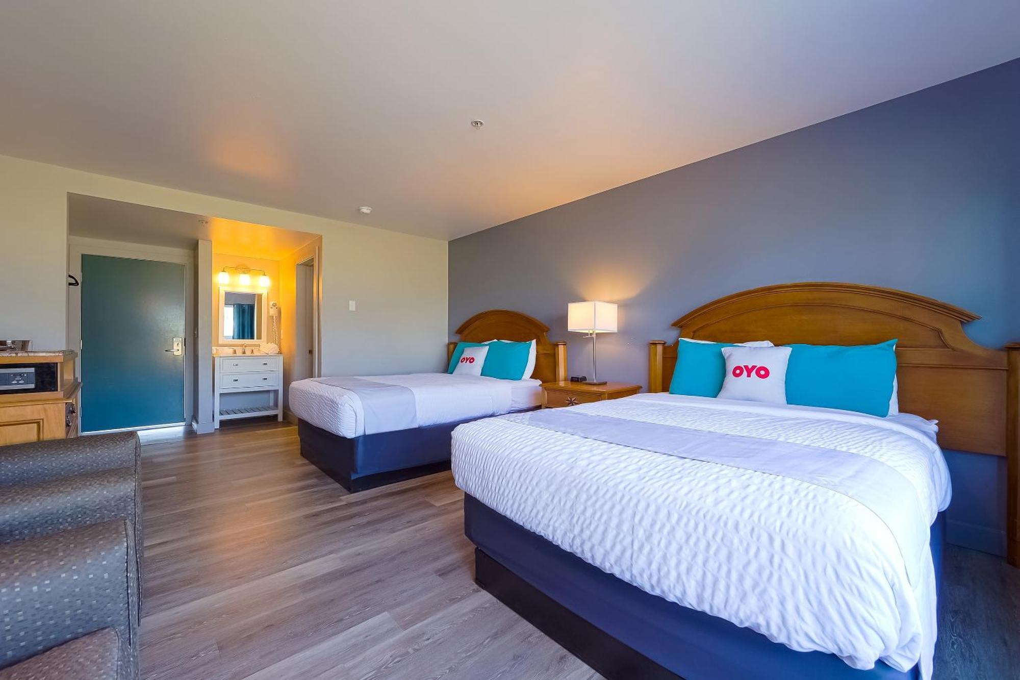 Oyo Waves Hotel Newport Or - Nye Beach ภายนอก รูปภาพ