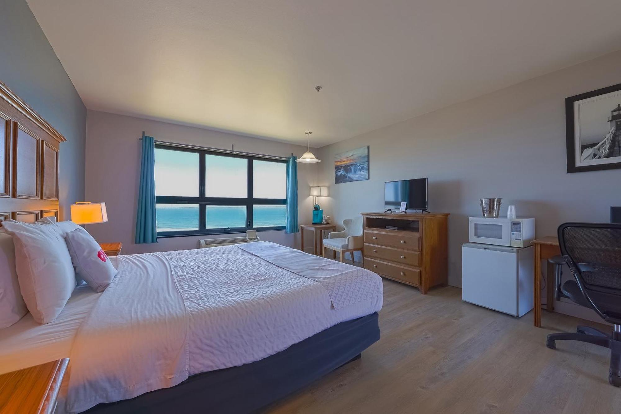 Oyo Waves Hotel Newport Or - Nye Beach ภายนอก รูปภาพ
