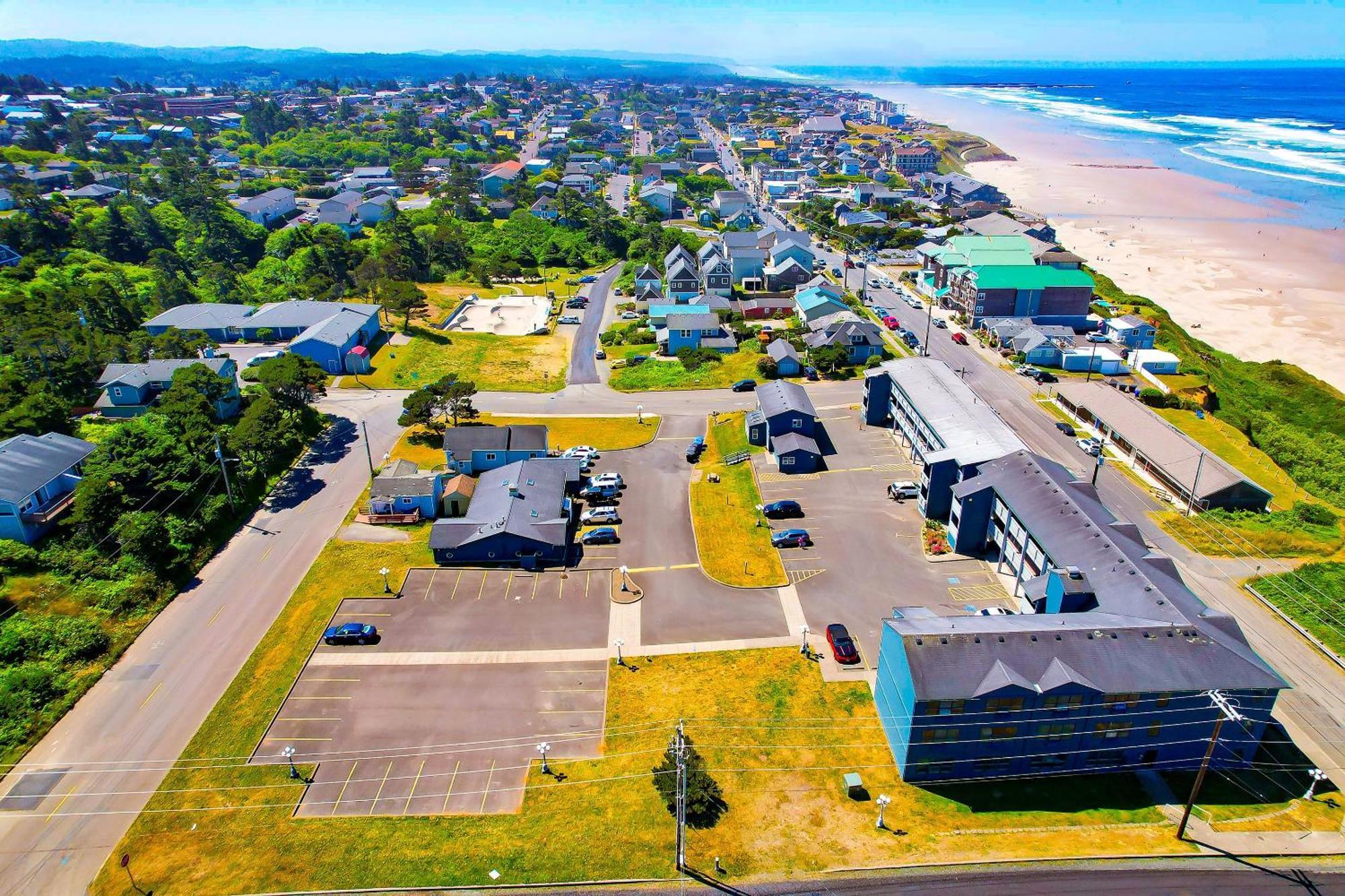 Oyo Waves Hotel Newport Or - Nye Beach ภายนอก รูปภาพ