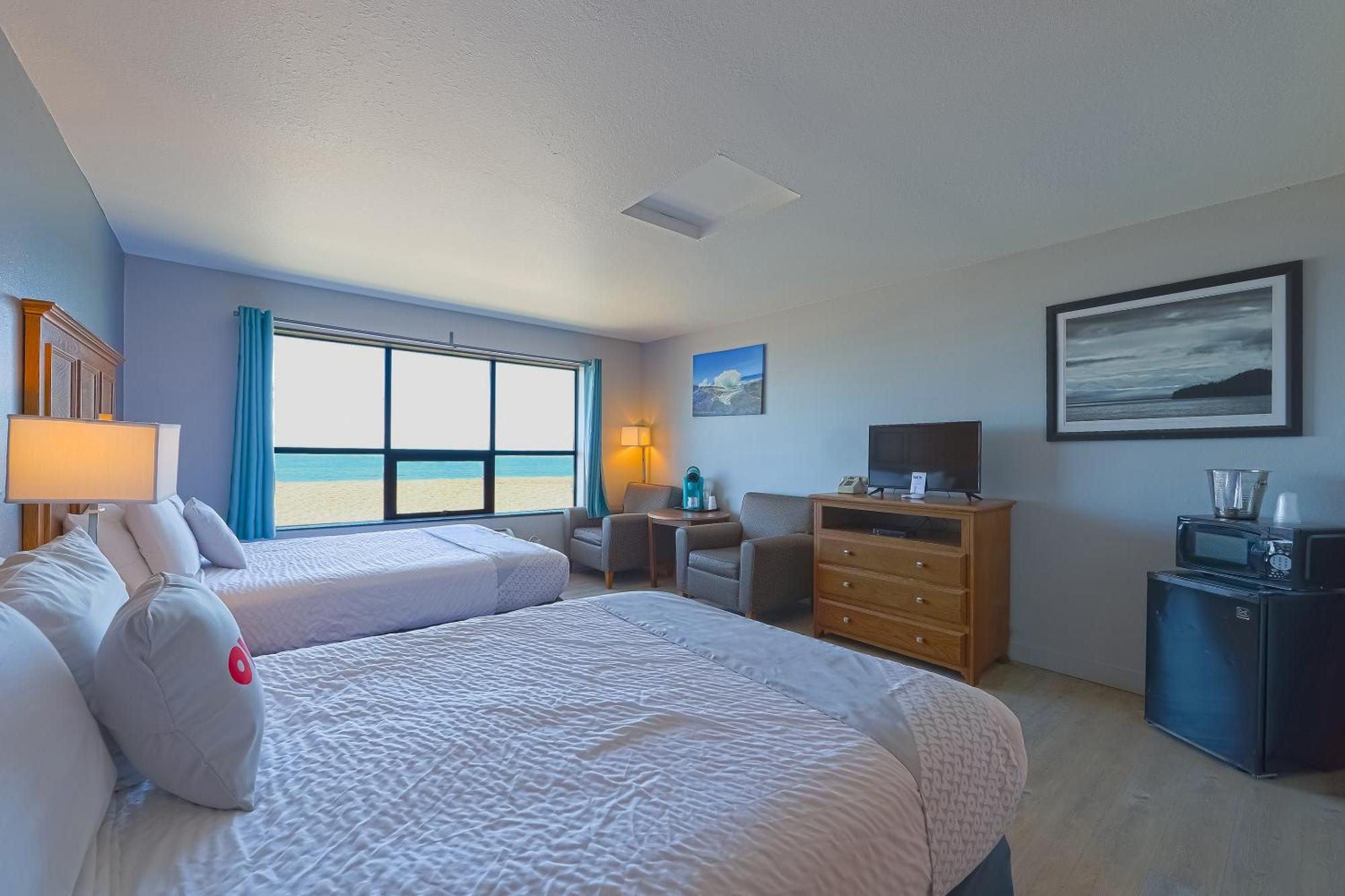 Oyo Waves Hotel Newport Or - Nye Beach ภายนอก รูปภาพ